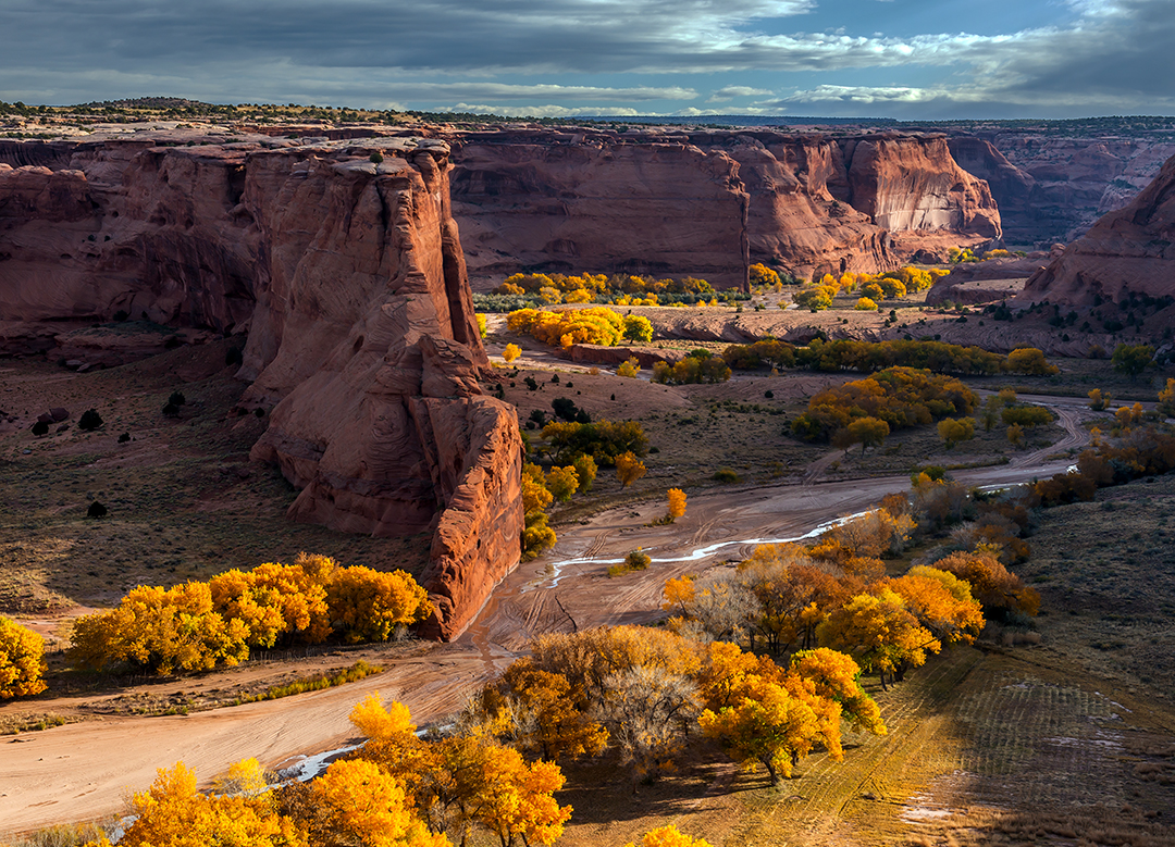 Up Canyon De Chelly  II.jpg