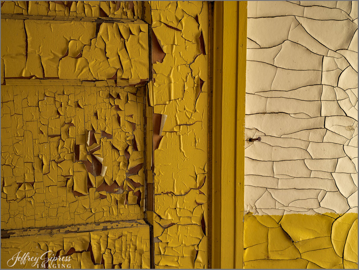 yellowdoorpeel1.jpg