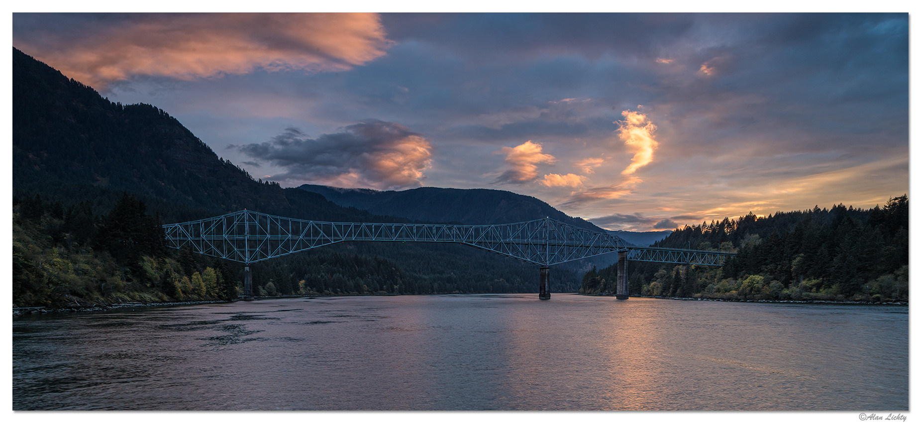 Bridge Of The Gods Sunset