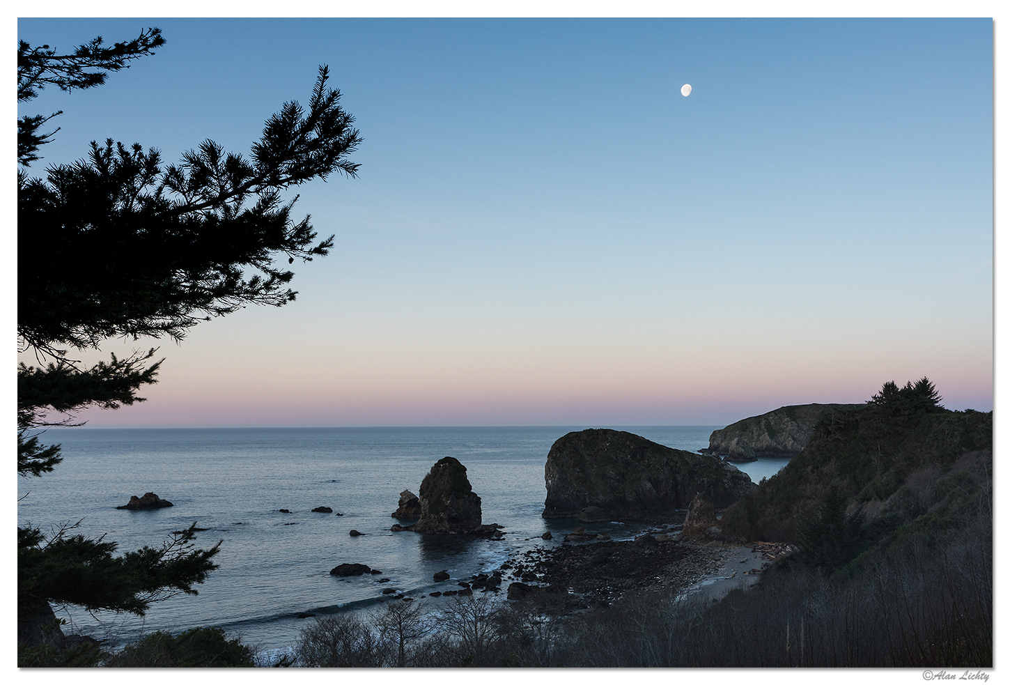 Brookings Moonset