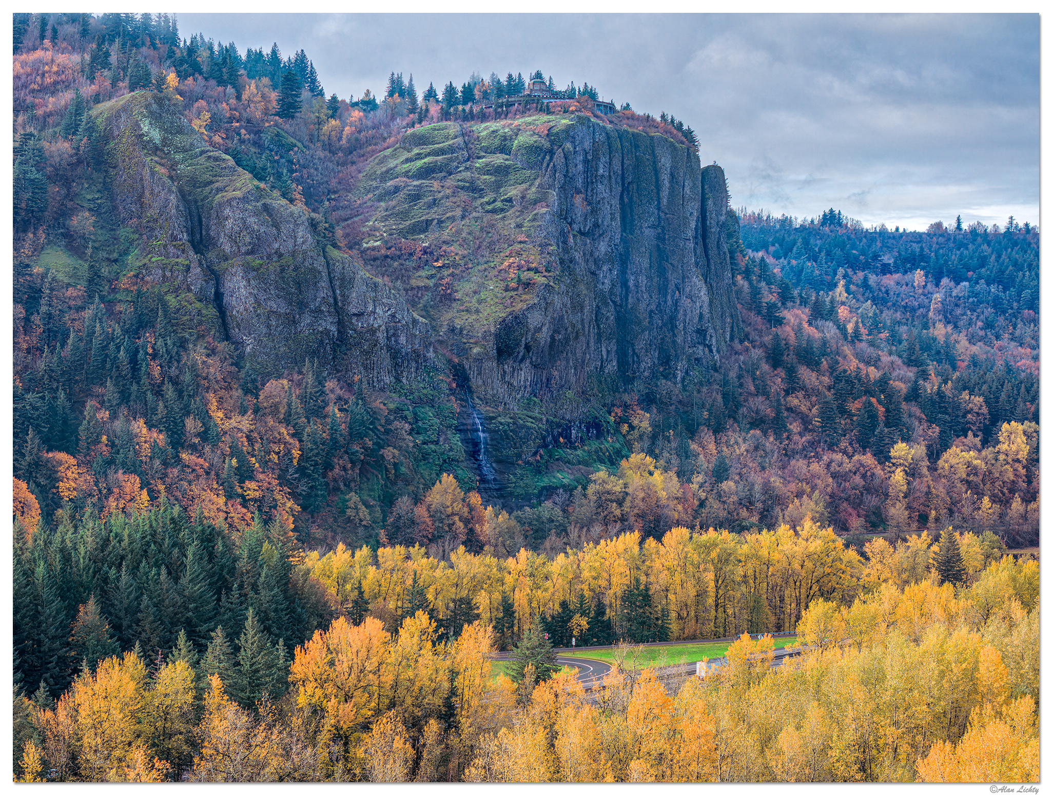 DJI_M3P_24_CRG-CPointPeak110823.jpg