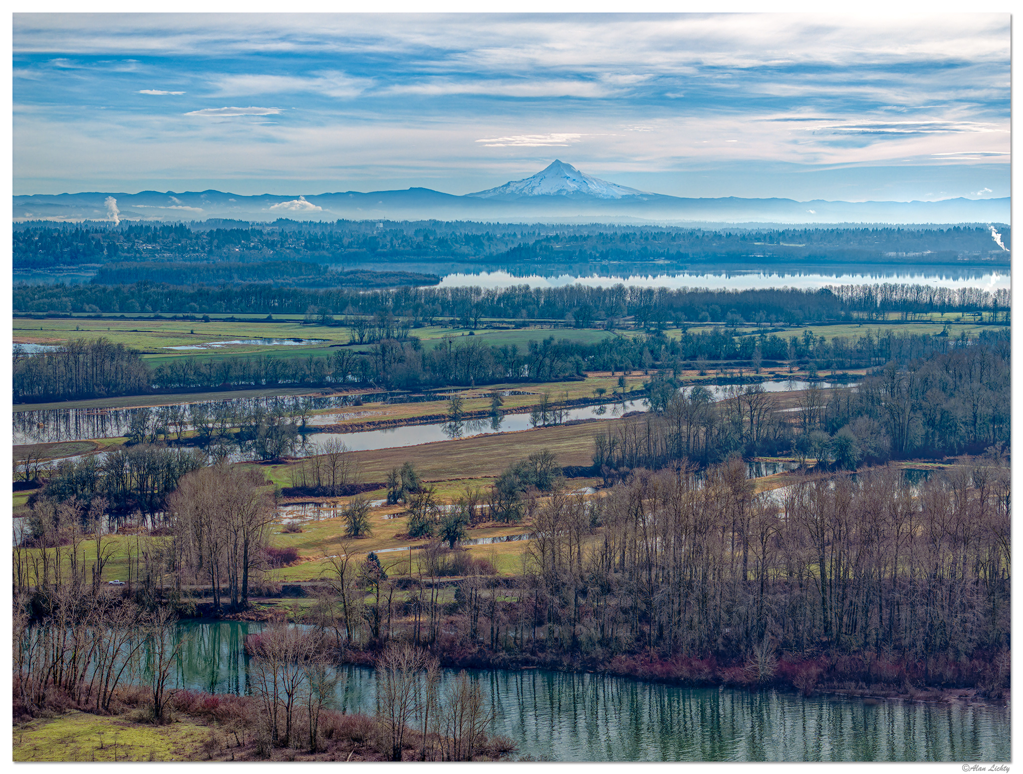 DJI_M3P_70_MtHoodColumbia012924.jpg