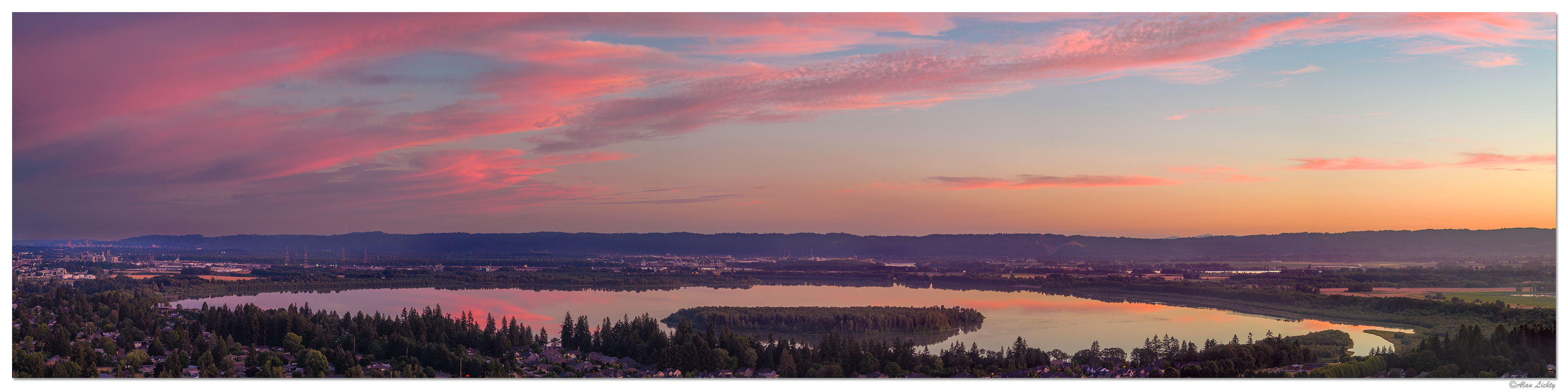 DJI_M3P_70P_VLakeSunset080324.jpg