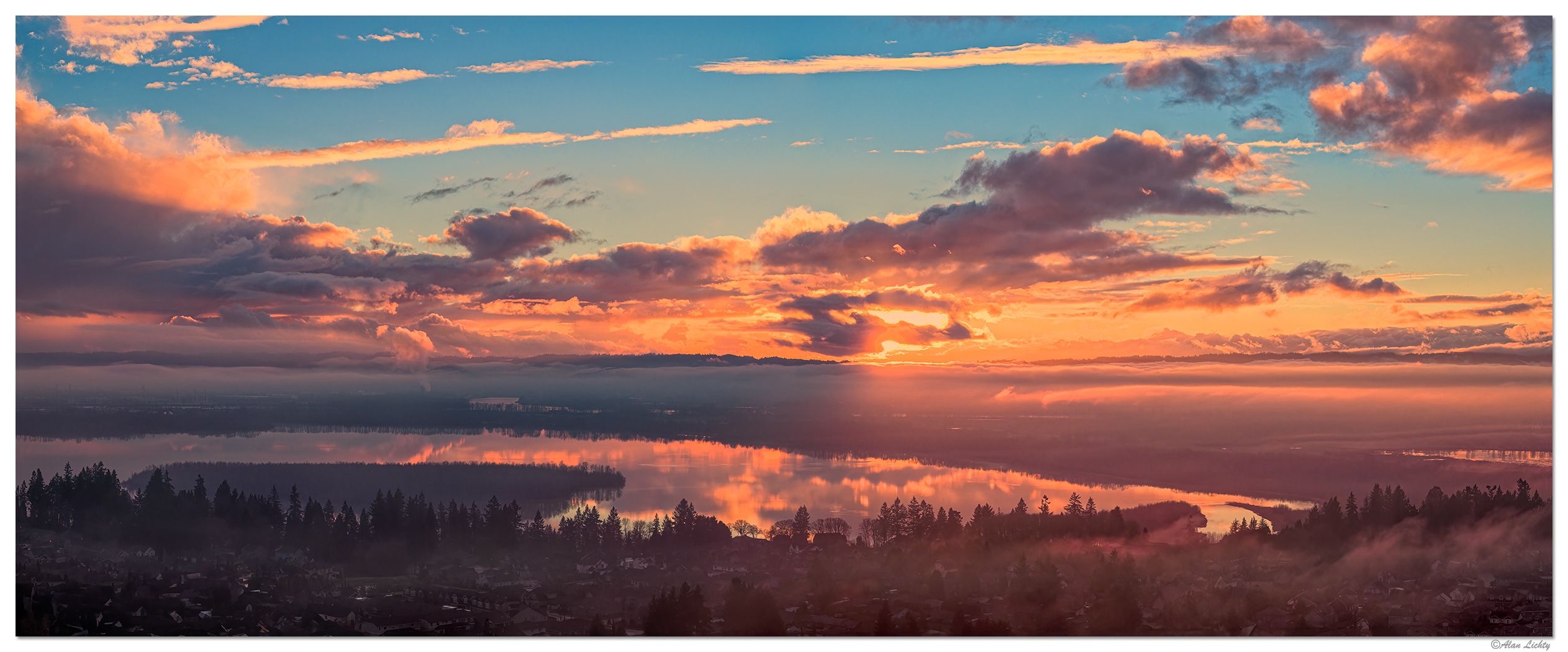 DJI_M3P_70P_VLakeSunset123023.jpg