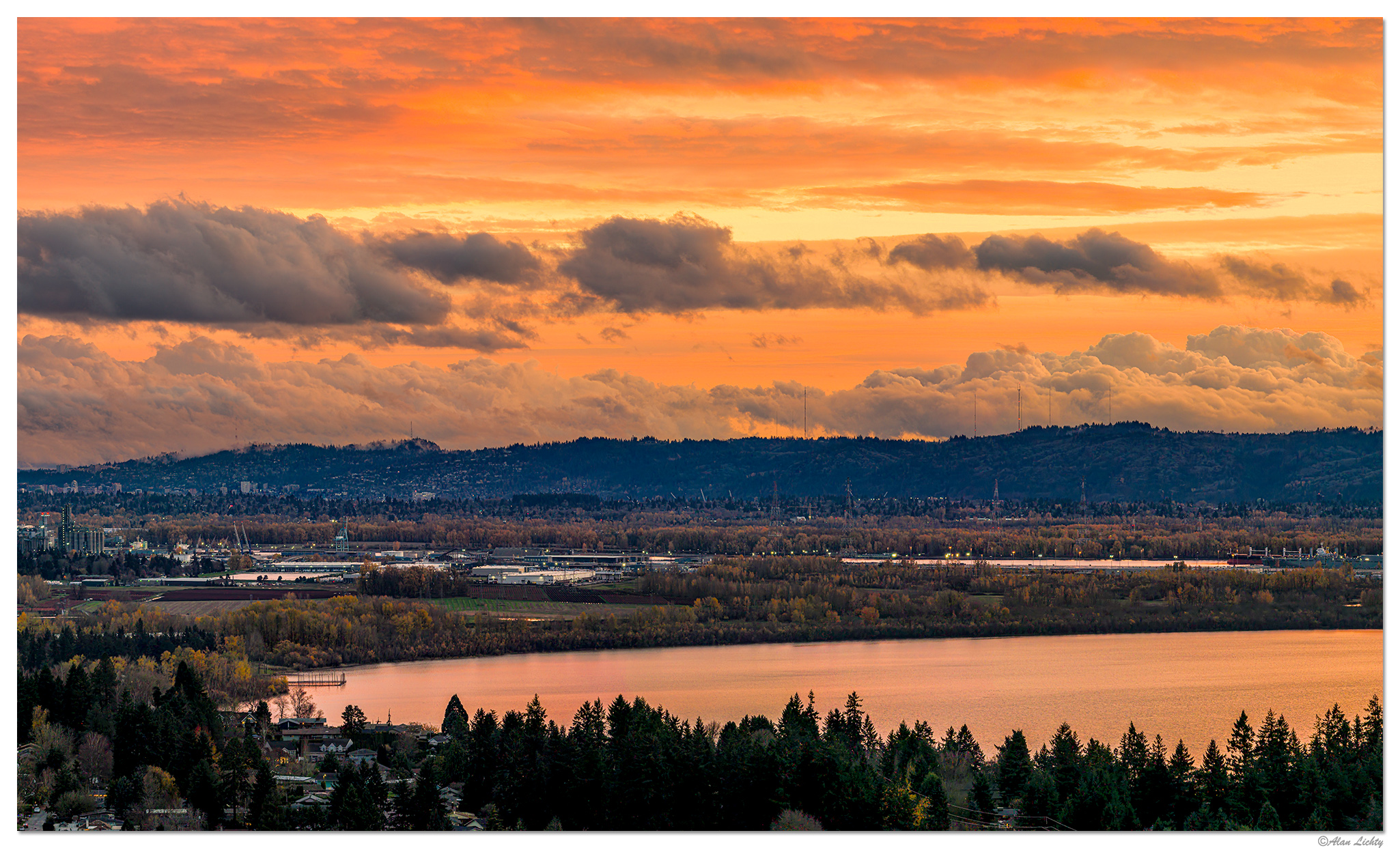 DJI_M4P_168P_PortVancouverSunset120525.jpg