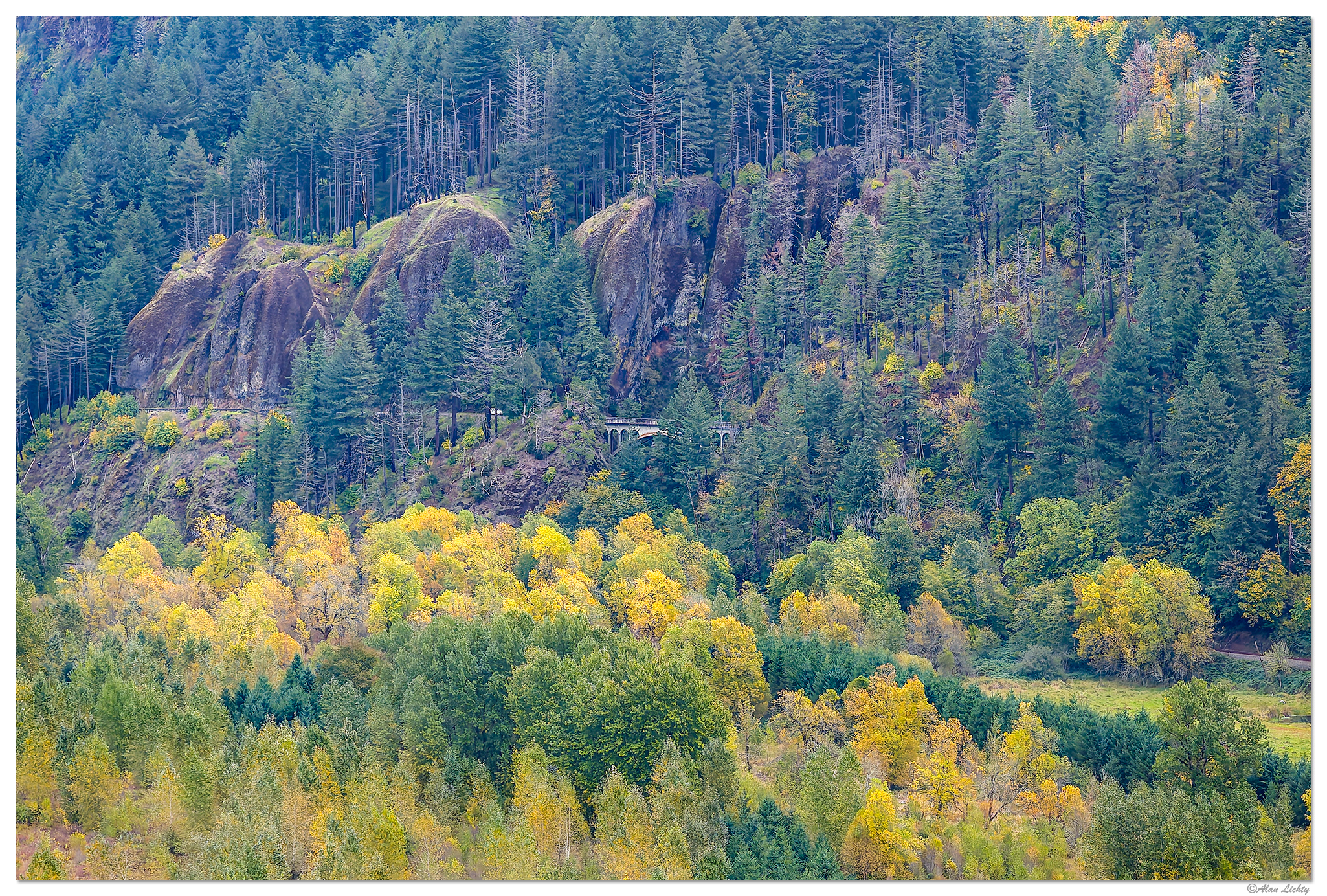 DJI_MP3_166_SDellRRock102323-2.jpg