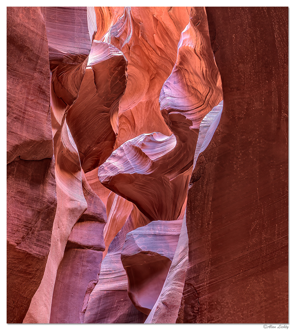 Lower Antelope Canyon - Shapes
