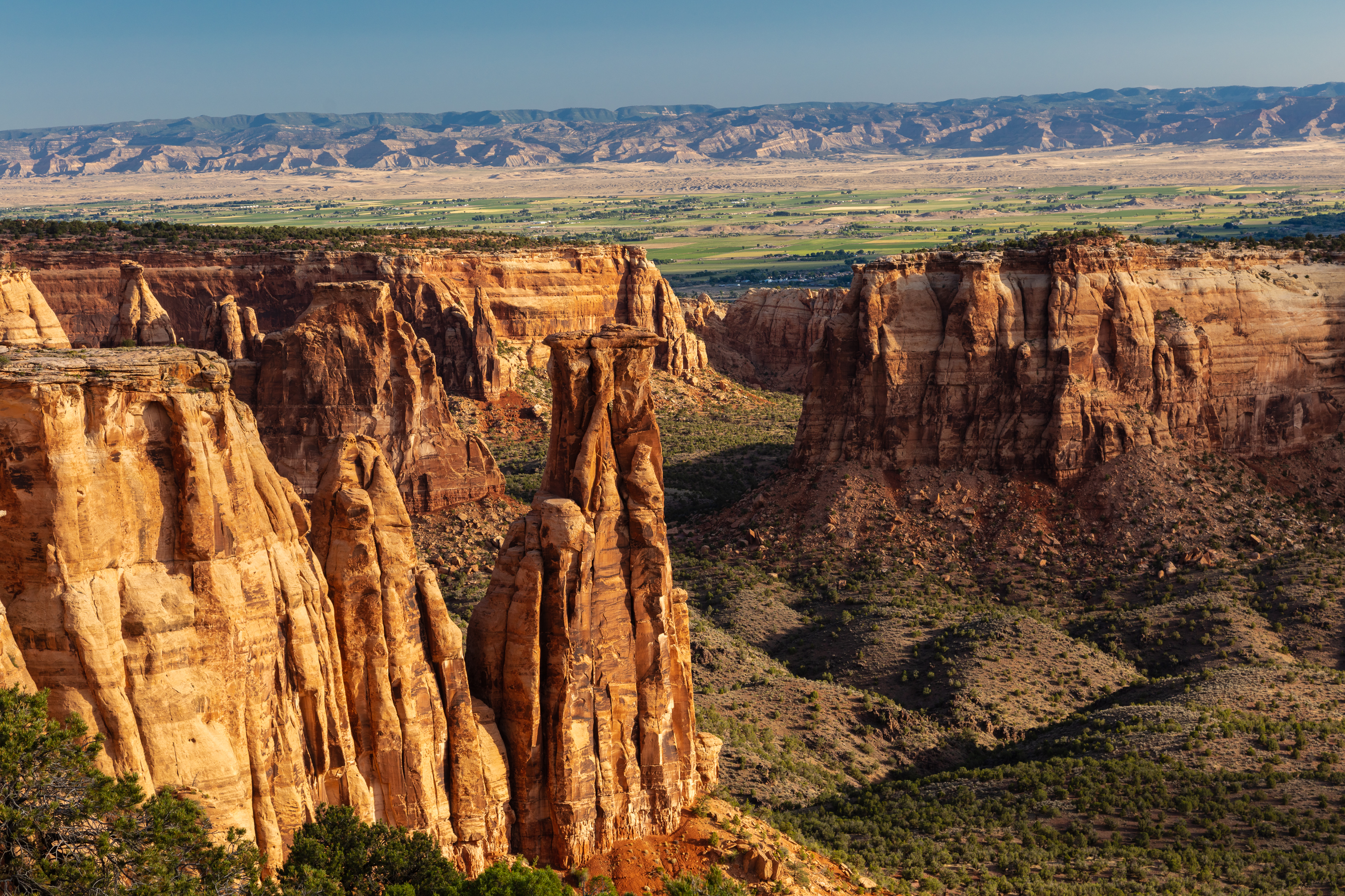LRCC_sRGB_FW_MonumentCanyonMorning3_TAP45780.jpg