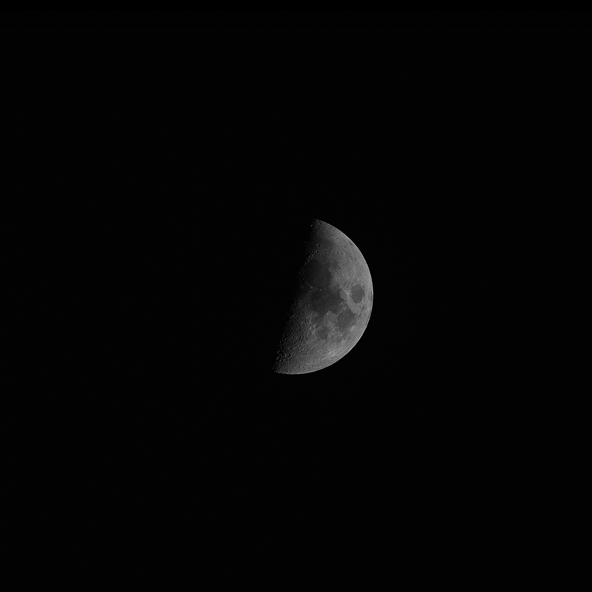 LRCC_sRGB_Mooncropped_FW_TAP_0947_pipp_lapl4_ap9_Registax_irf.jpg