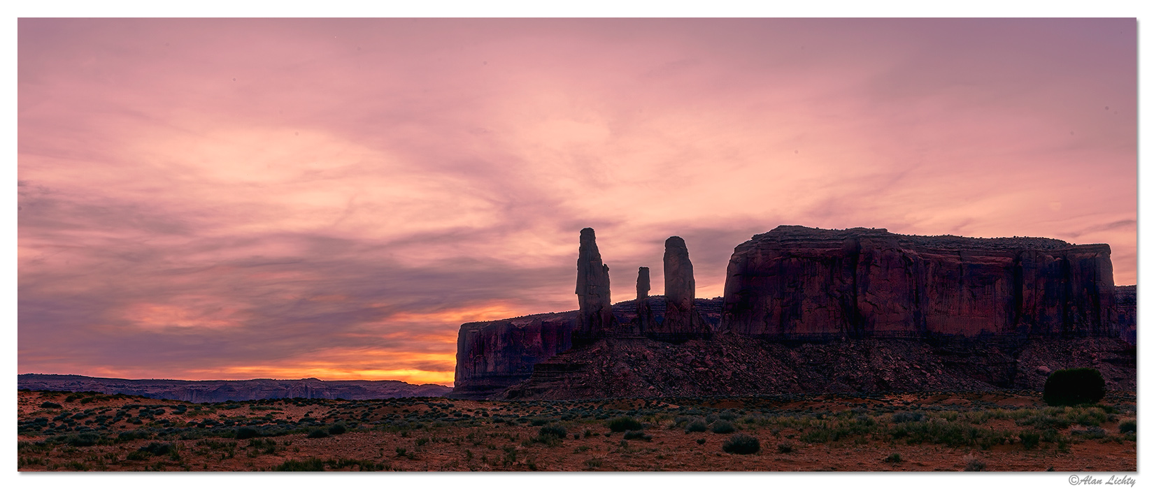 Monument Valley Sunset