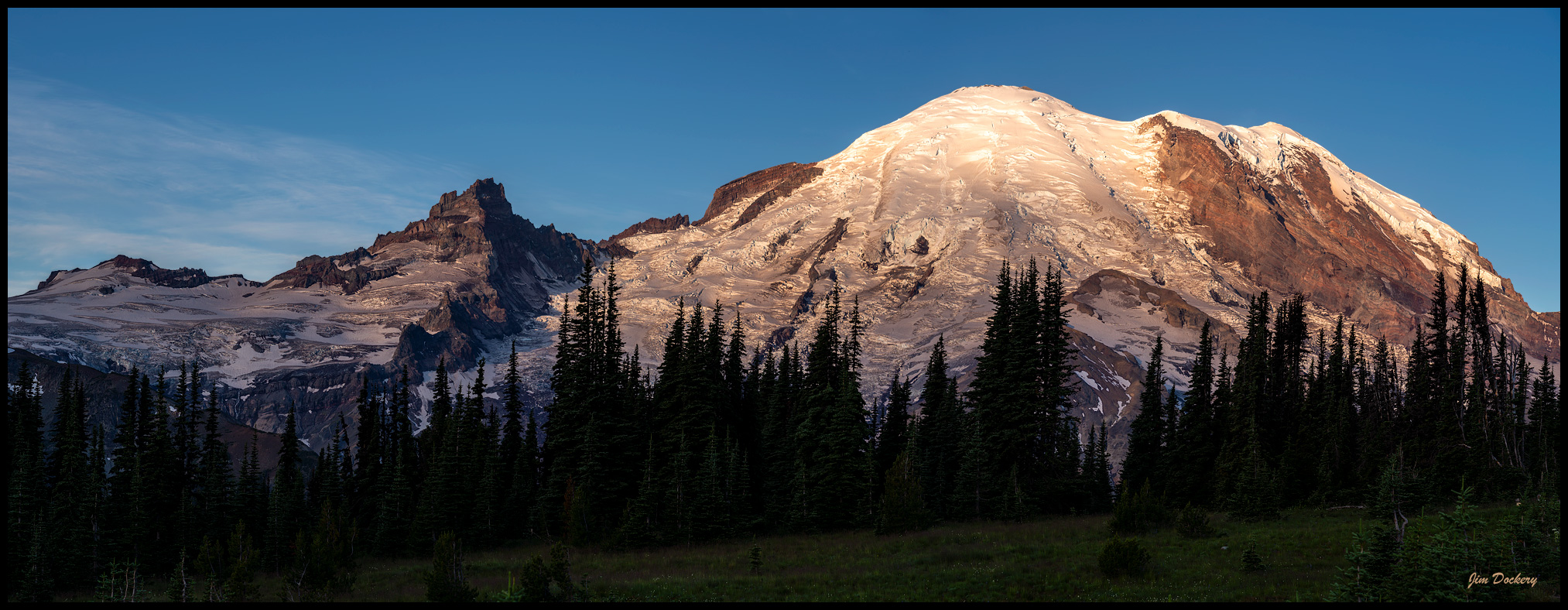 Mt.-Rainier-Morn-8.19-04-Pano