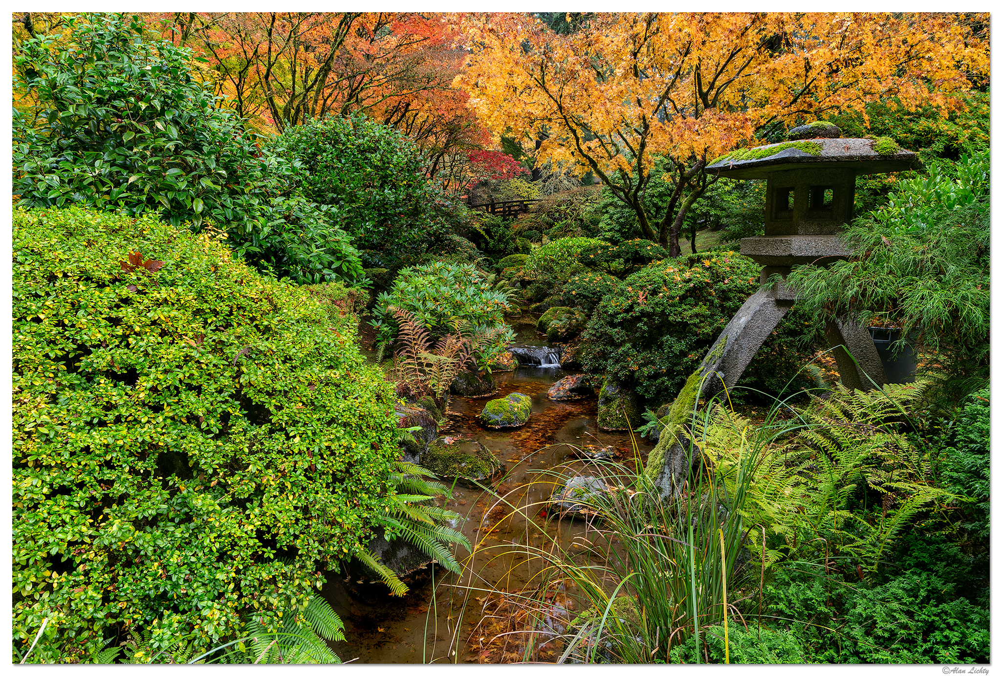 PJG-PagodaMoonBridge110913.jpg