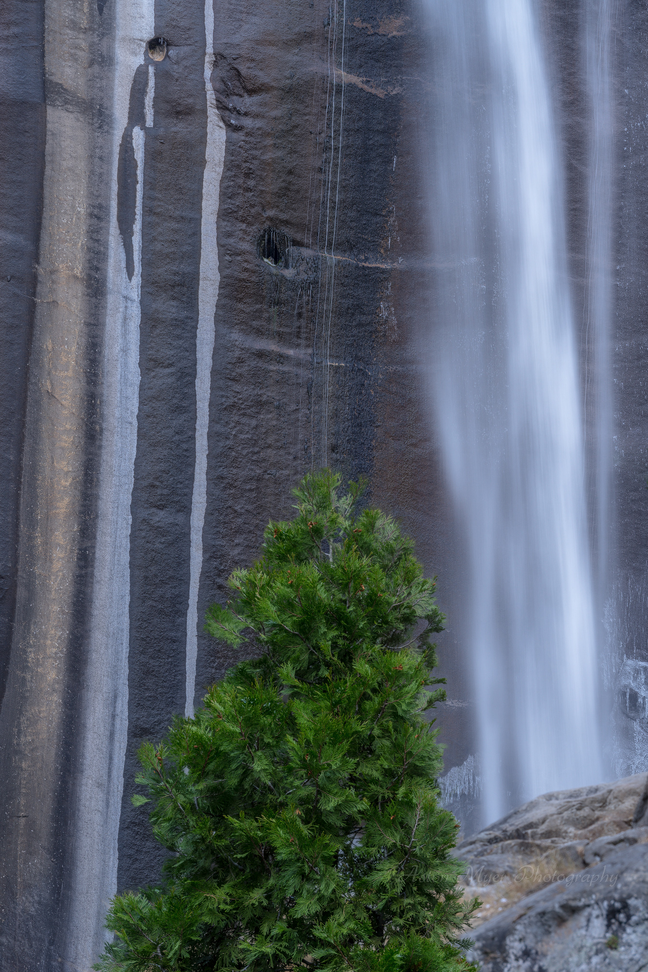 Rockfall, Waterfall