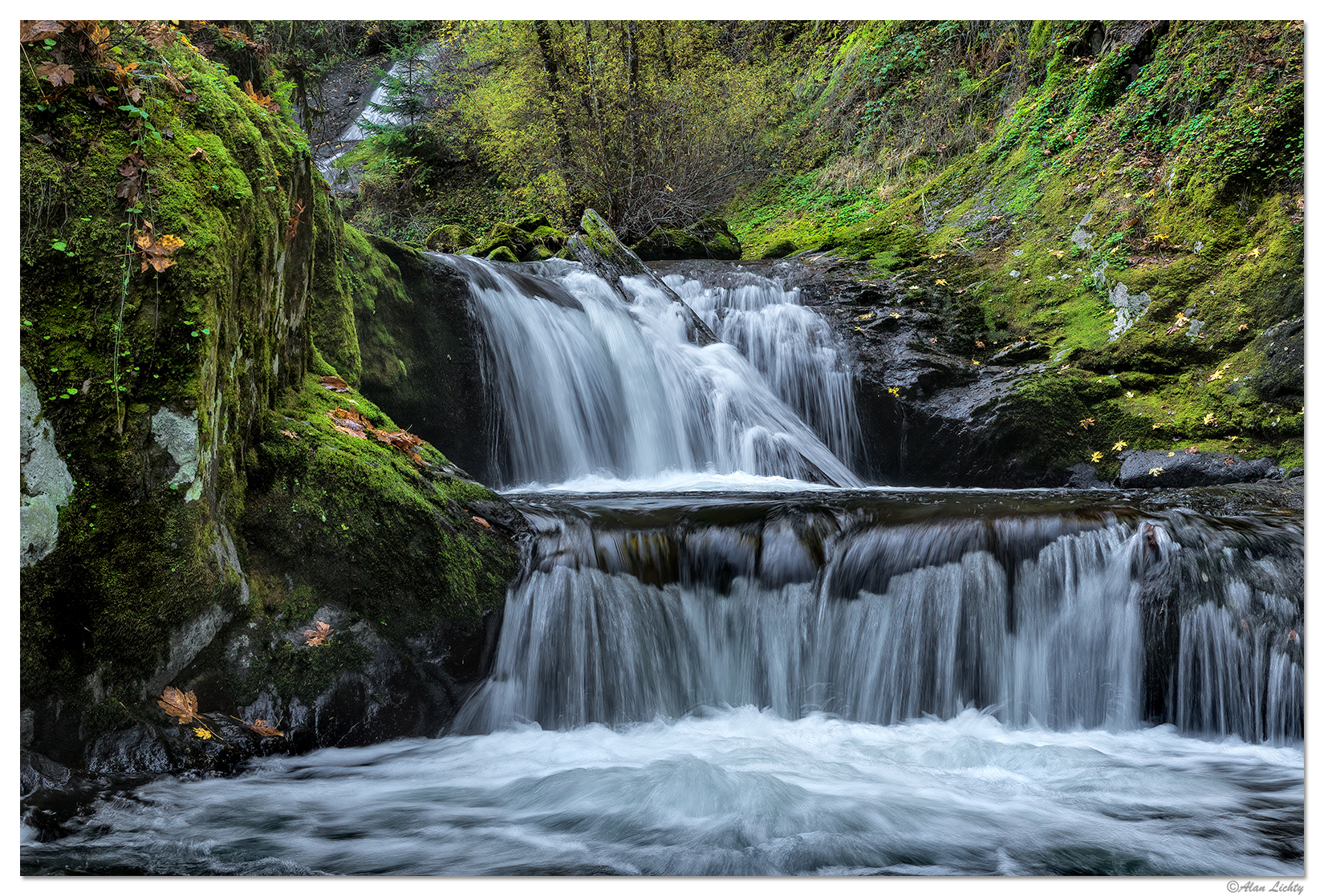 Sweet Creek - Punch Bowl Falls